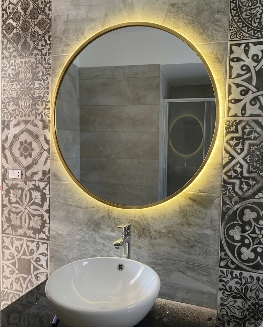 mirror image 1